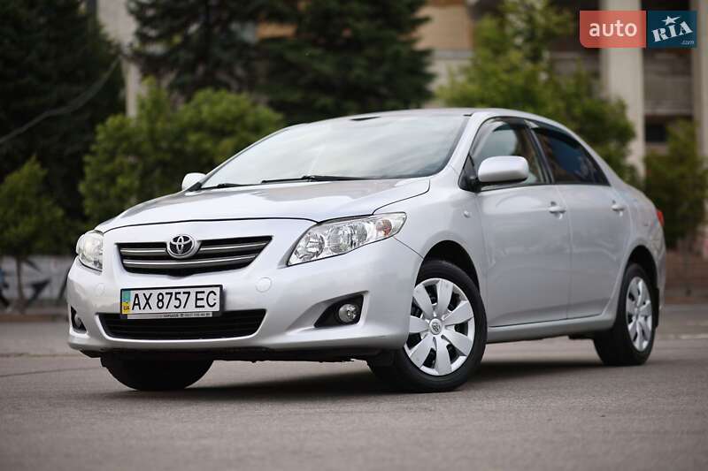 Седан Toyota Corolla 2008 в Харькове