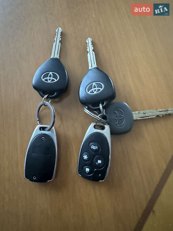 Седан Toyota Corolla 2011 в Києві