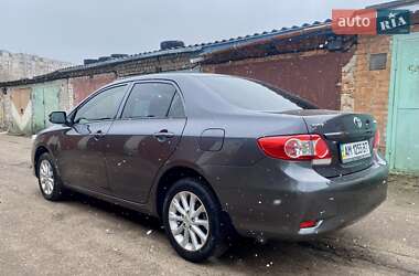 Седан Toyota Corolla 2012 в 