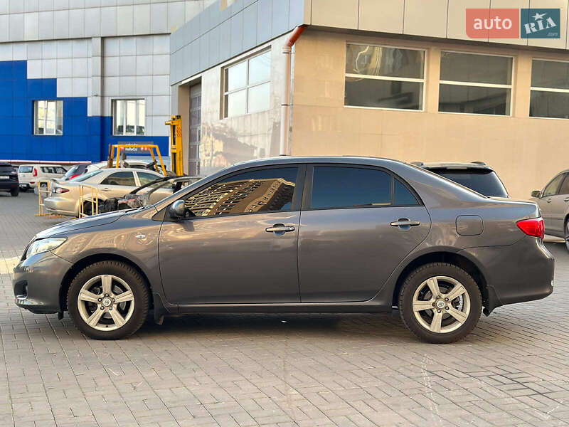 Седан Toyota Corolla 2008 в Одесі
