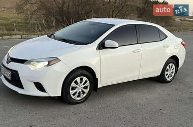 Седан Toyota Corolla 2014 в Теофіполі
