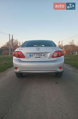 Седан Toyota Corolla 2009 в 
