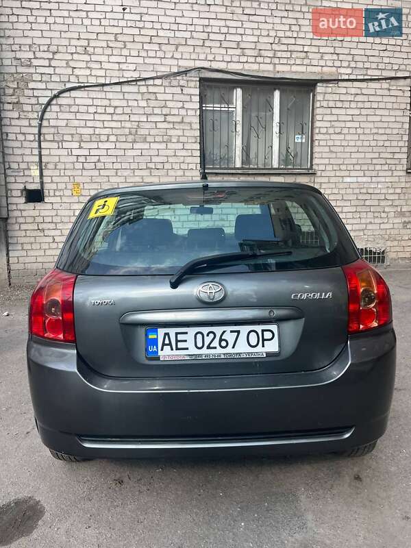 Хэтчбек Toyota Corolla 2006 в Днепре