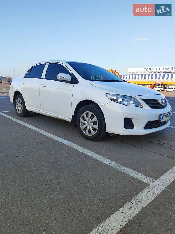 Седан Toyota Corolla 2012 в Львове фото 18 Седан Toyota Corolla 2012 в Львове