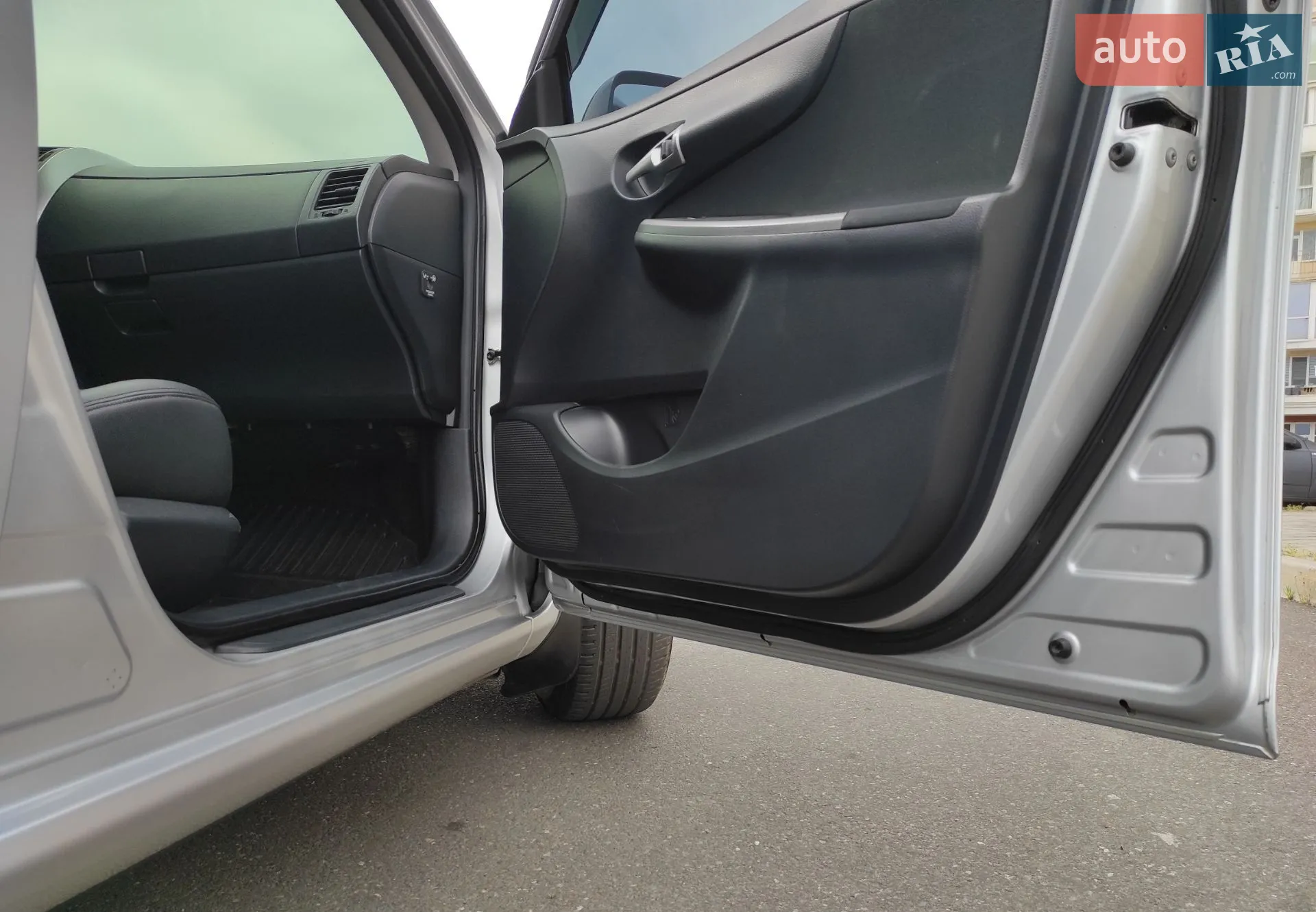 2012 Toyota Corolla - мініатюра 11
