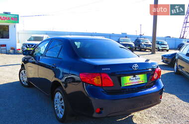 Седан Toyota Corolla 2008 в Кропивницком