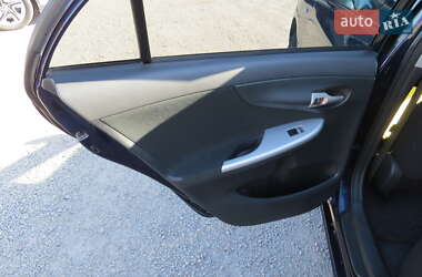 Седан Toyota Corolla 2008 в Кропивницком