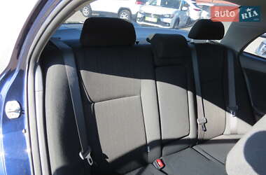 Седан Toyota Corolla 2008 в Кропивницком