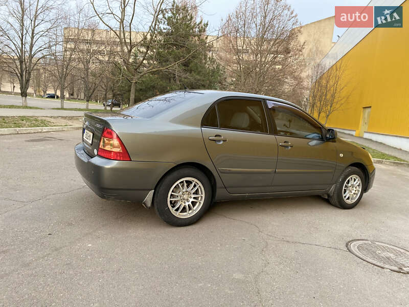 Седан Toyota Corolla 2005 в Николаеве