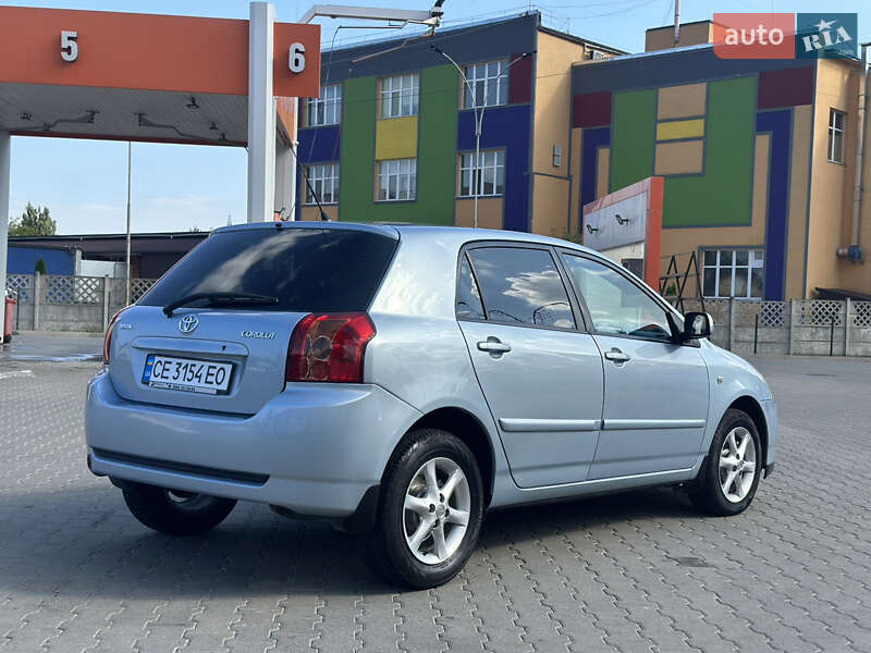 Хетчбек Toyota Corolla 2006 в Чернівцях