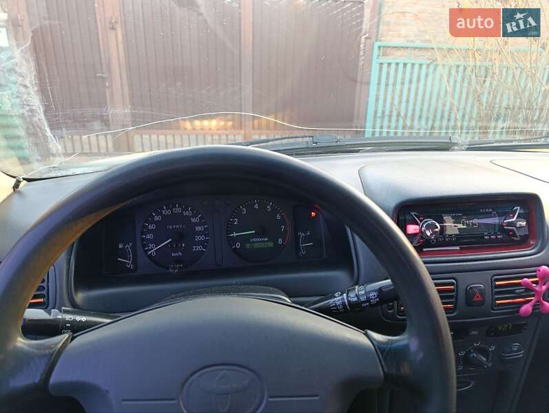 Хэтчбек Toyota Corolla 1998 в Запорожье