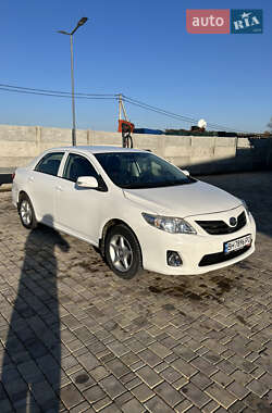Седан Toyota Corolla 2010 в 