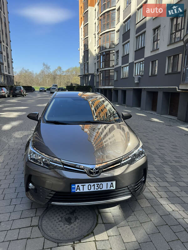 Toyota Corolla 2016
