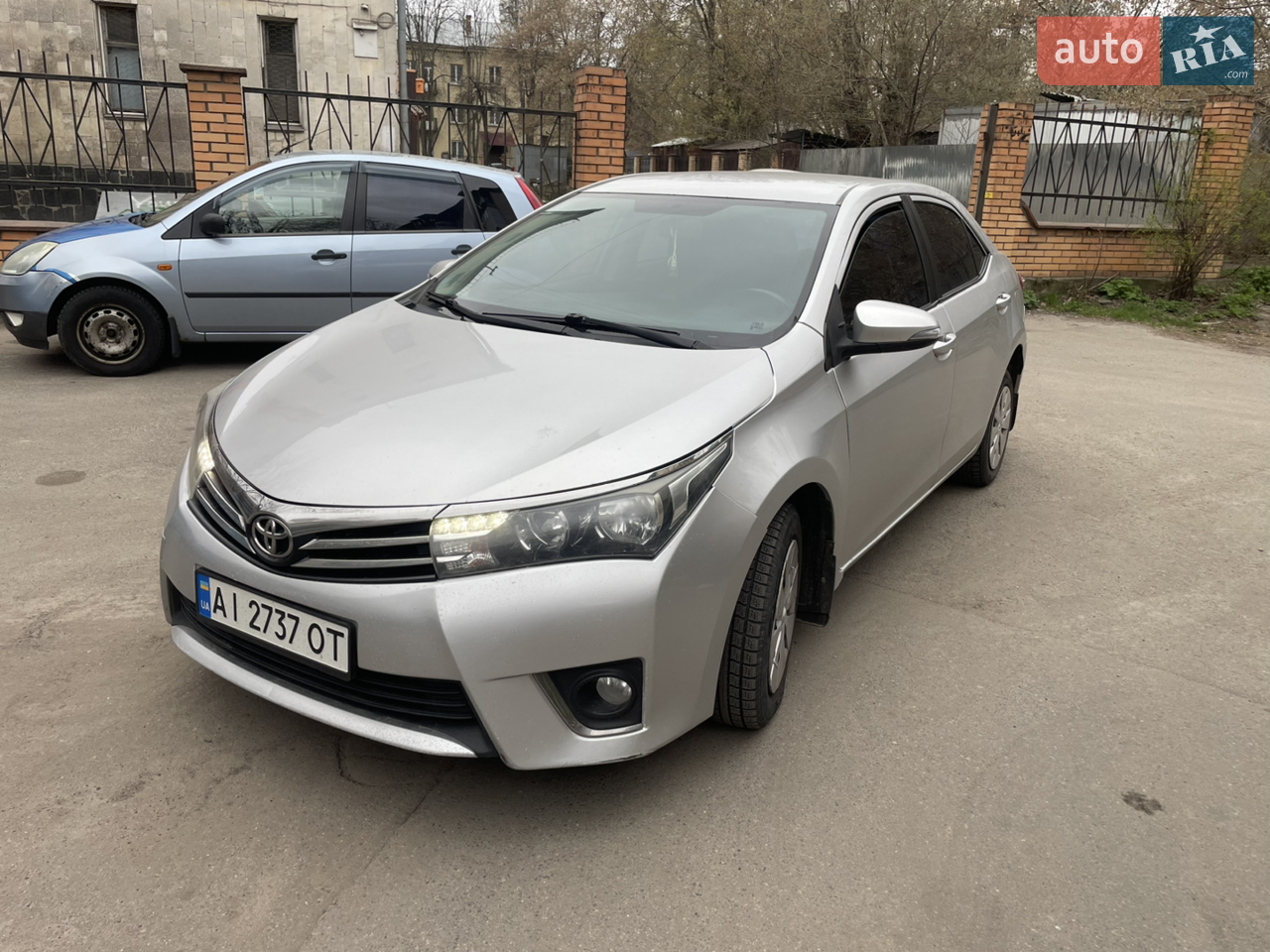 2012 Toyota Corolla - мініатюра 11