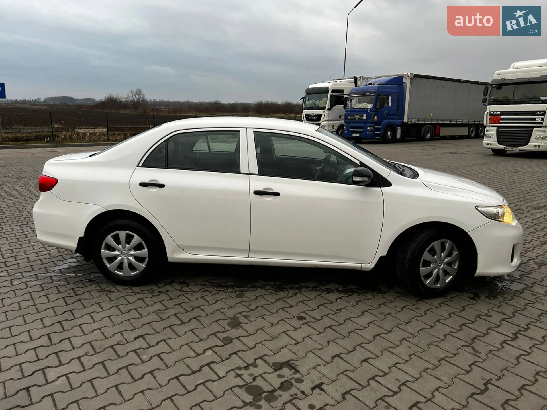 2010 Toyota Corolla - мініатюра 14