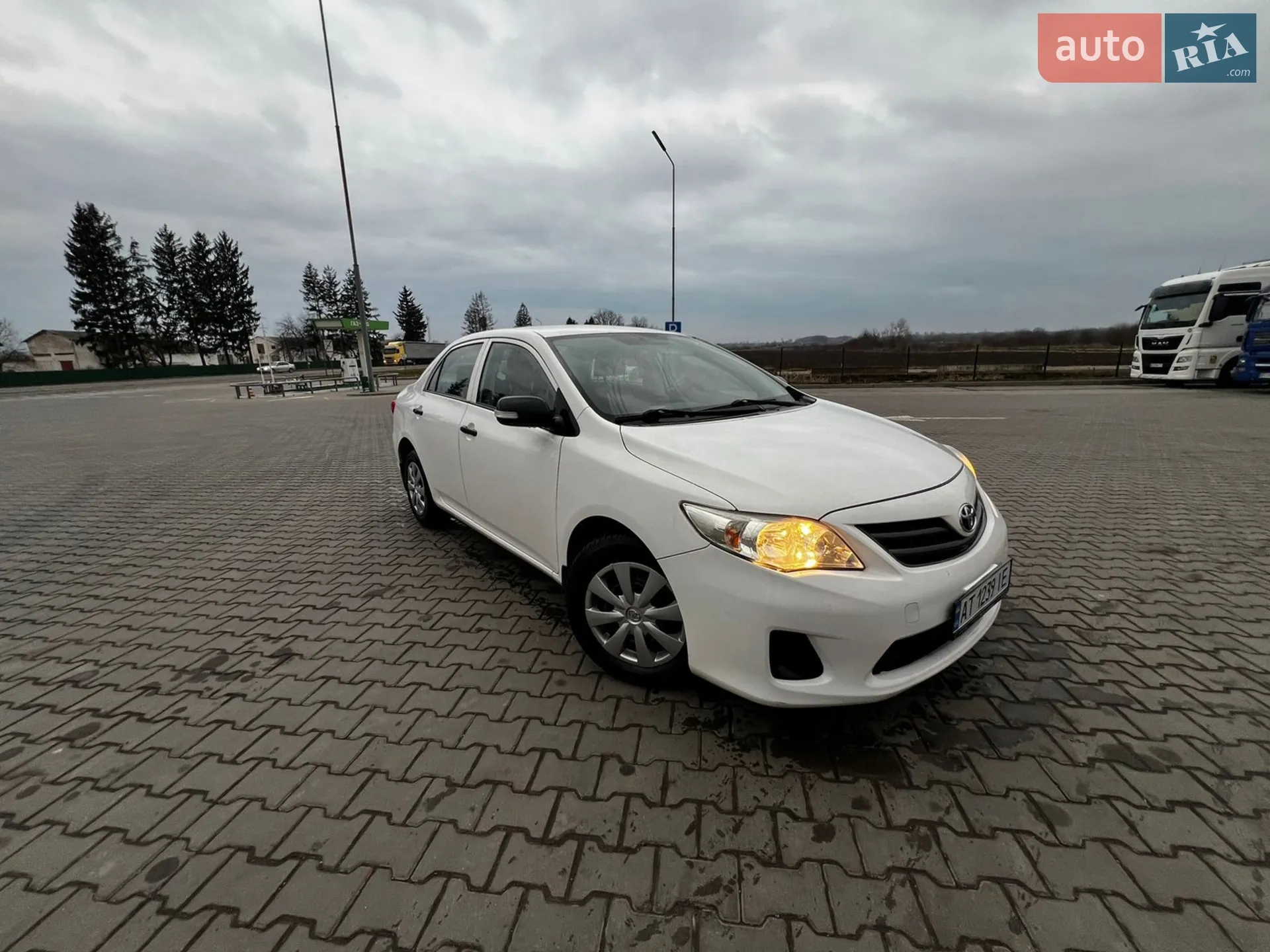 2010 Toyota Corolla - мініатюра 18
