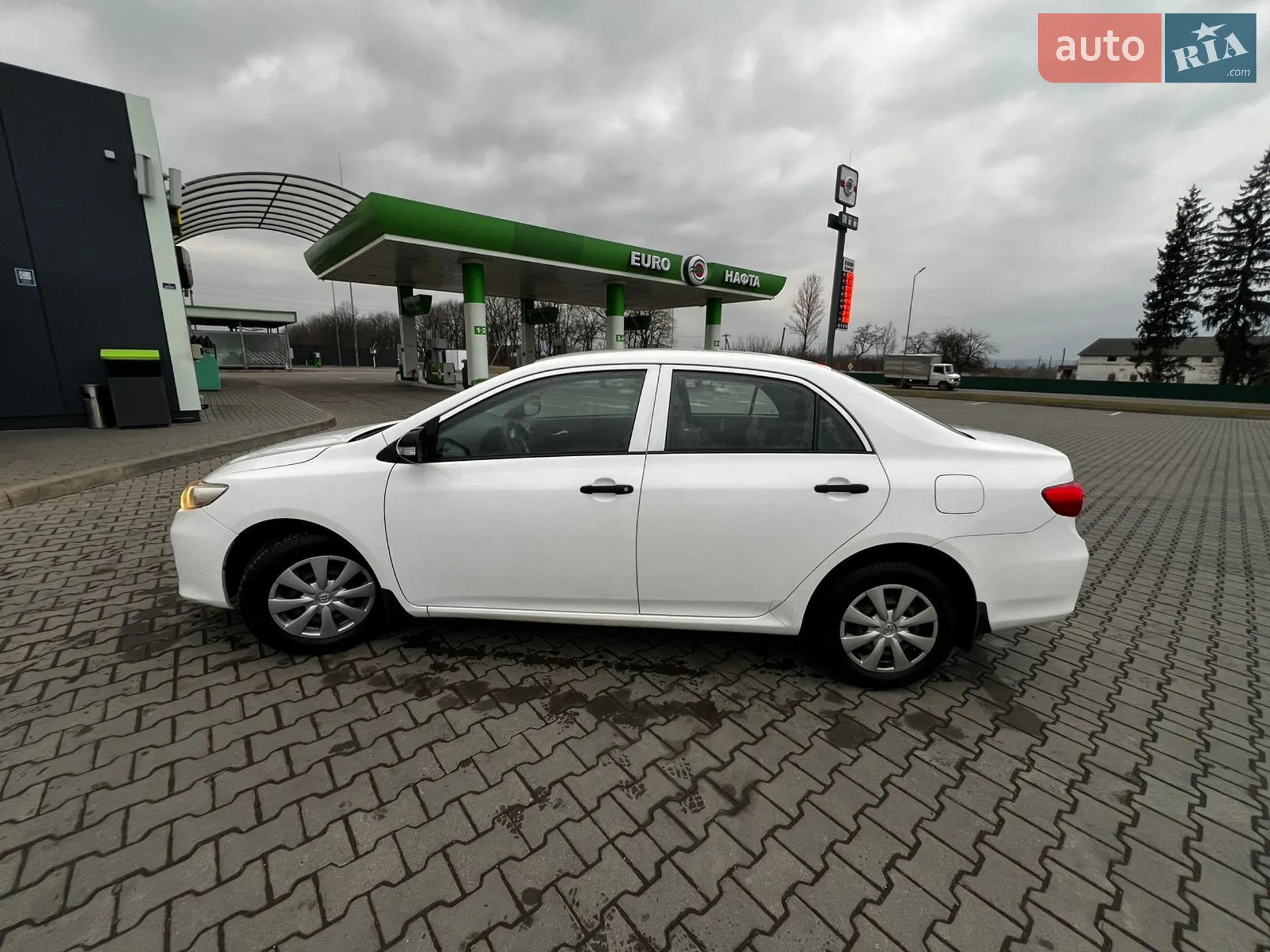 2010 Toyota Corolla - мініатюра 19