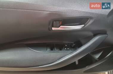 Седан Toyota Corolla 2021 в 