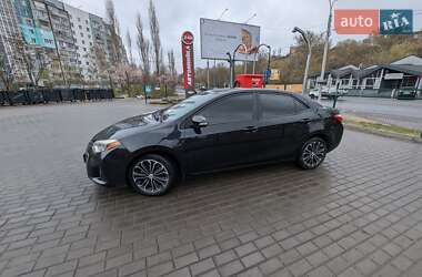 Седан Toyota Corolla 2014 в 