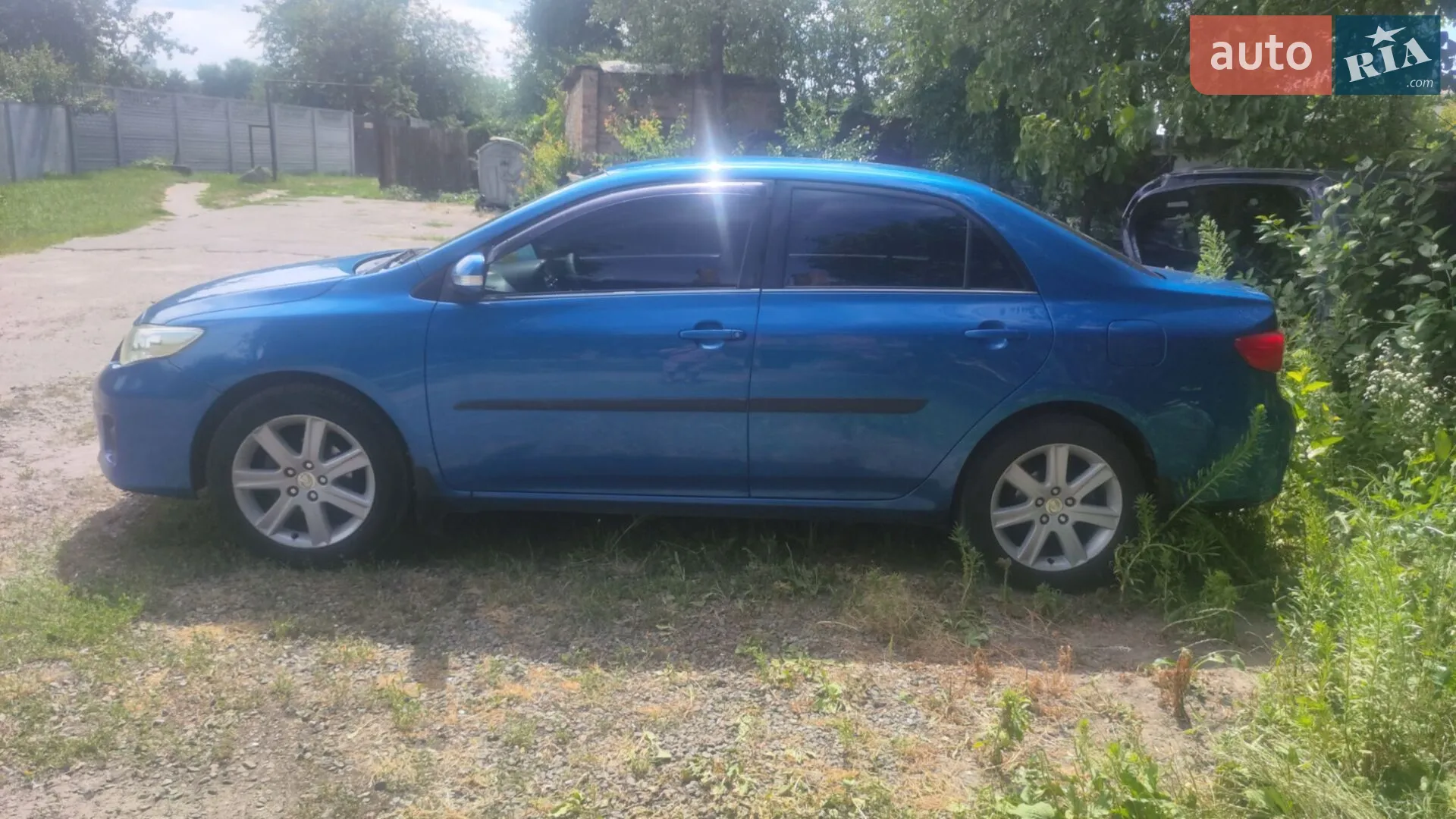 2011 Toyota Corolla - мініатюра 6