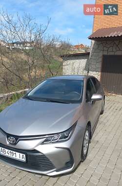 Седан Toyota Corolla 2019 в 