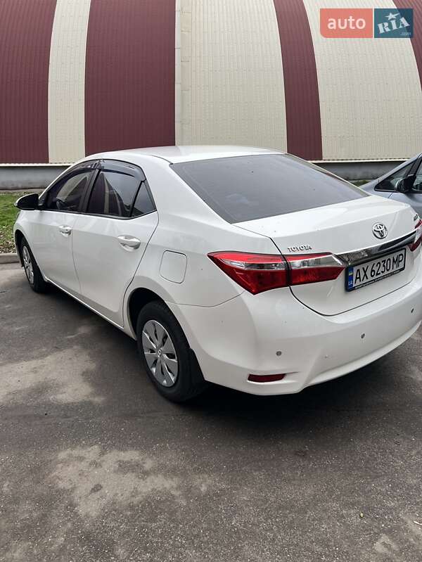 Toyota Corolla 2014