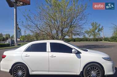 Седан Toyota Corolla 2012 в 