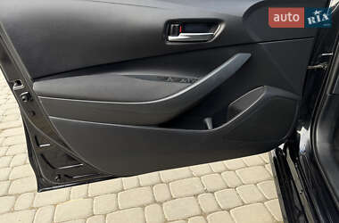 Седан Toyota Corolla 2021 в 