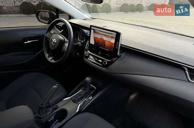 Седан Toyota Corolla 2021 в 