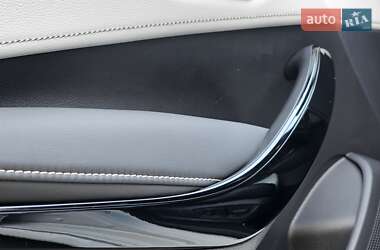 Хэтчбек Toyota Corolla 2018 в 