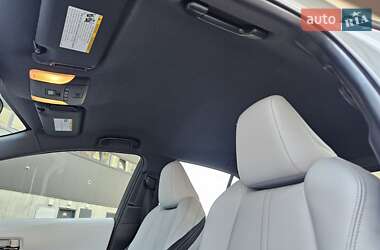 Хэтчбек Toyota Corolla 2018 в 