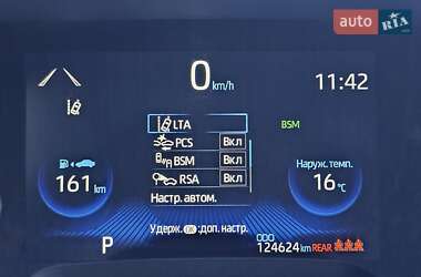 Хэтчбек Toyota Corolla 2018 в 