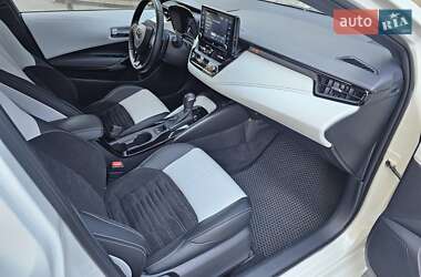 Хэтчбек Toyota Corolla 2018 в 