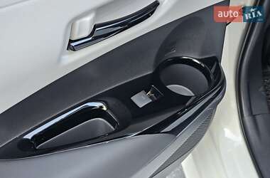 Хэтчбек Toyota Corolla 2018 в 