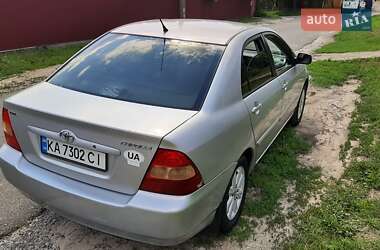 Седан Toyota Corolla 2004 в 