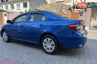 Седан Toyota Corolla 2012 в 