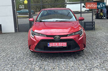 Седан Toyota Corolla 2019 в 