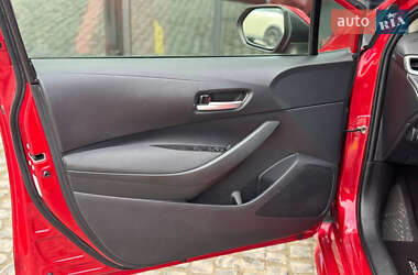 Седан Toyota Corolla 2019 в 