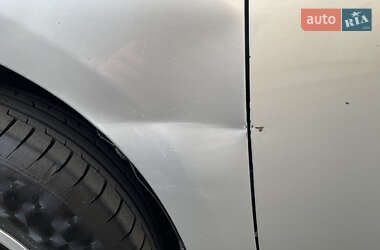 Седан Toyota Corolla 2011 в 