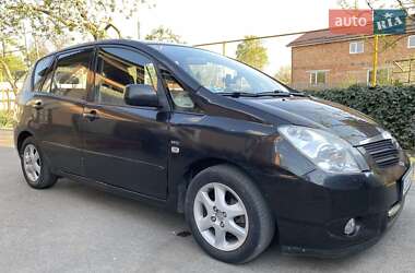 Хетчбек Toyota Corolla 2002 в 
