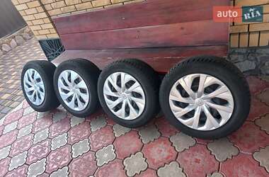 Седан Toyota Corolla 2017 в 