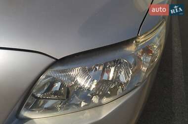 Седан Toyota Corolla 2009 в 