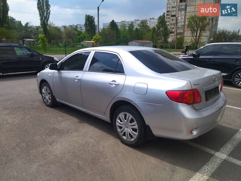 Седан Toyota Corolla 2009 в Харькове