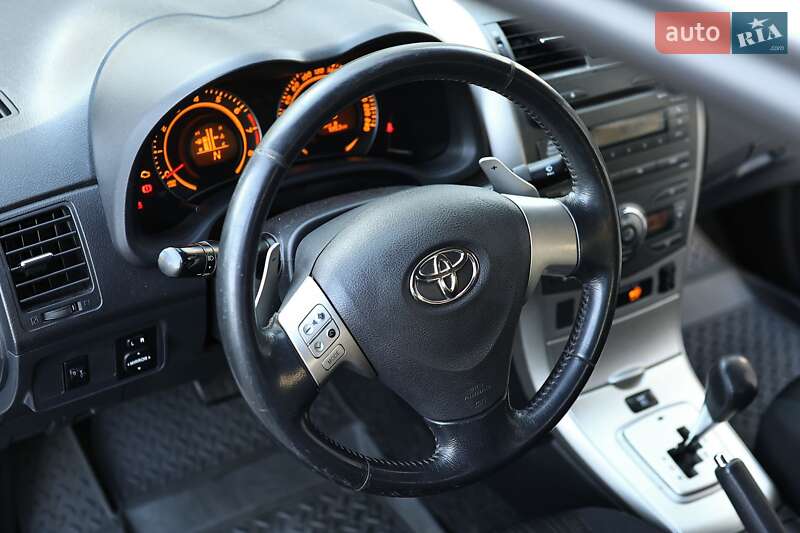 Седан Toyota Corolla 2008 в 