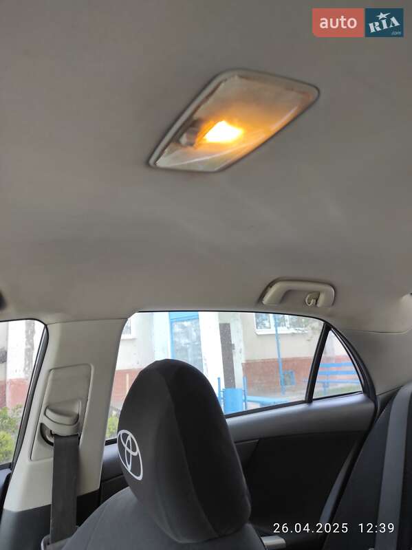 Седан Toyota Corolla 2006 в Барышевке