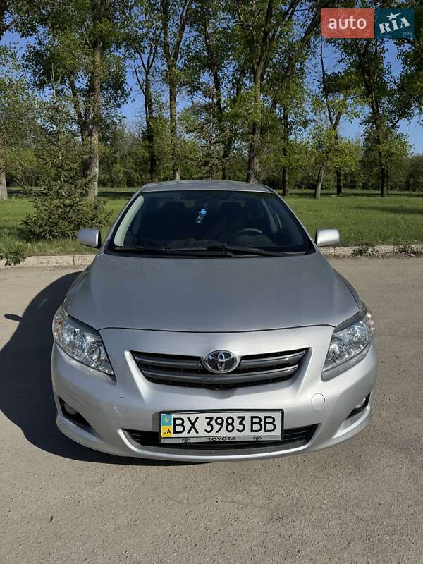 Седан Toyota Corolla 2009 в 