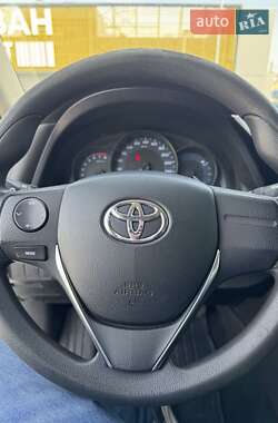 Седан Toyota Corolla 2017 в 