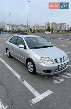 Седан Toyota Corolla 2005 в Киеве