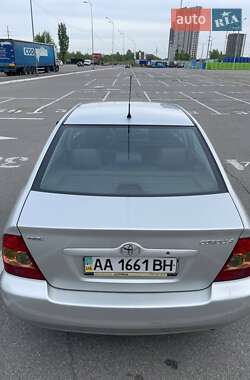 Седан Toyota Corolla 2005 в 