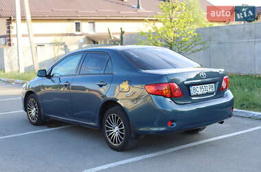 Седан Toyota Corolla 2007 в 